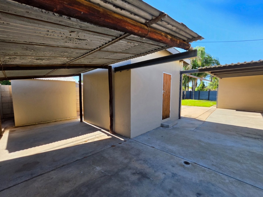 4 Bedroom Property for Sale in Oosterville Northern Cape